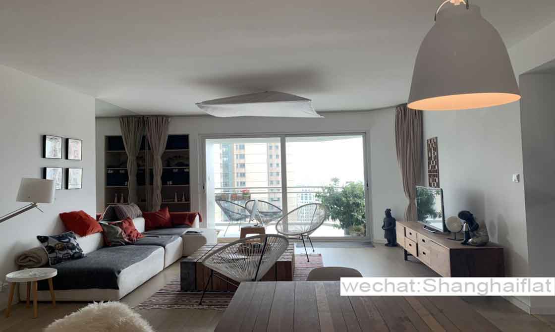 Completely redone 3br apartment unit at Central residence for rent/FFC