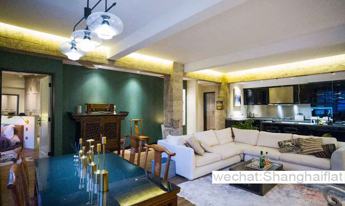 207sqm big 4br/3bath apartment in a heritage building at Nanjing w rd/Jingan for rent