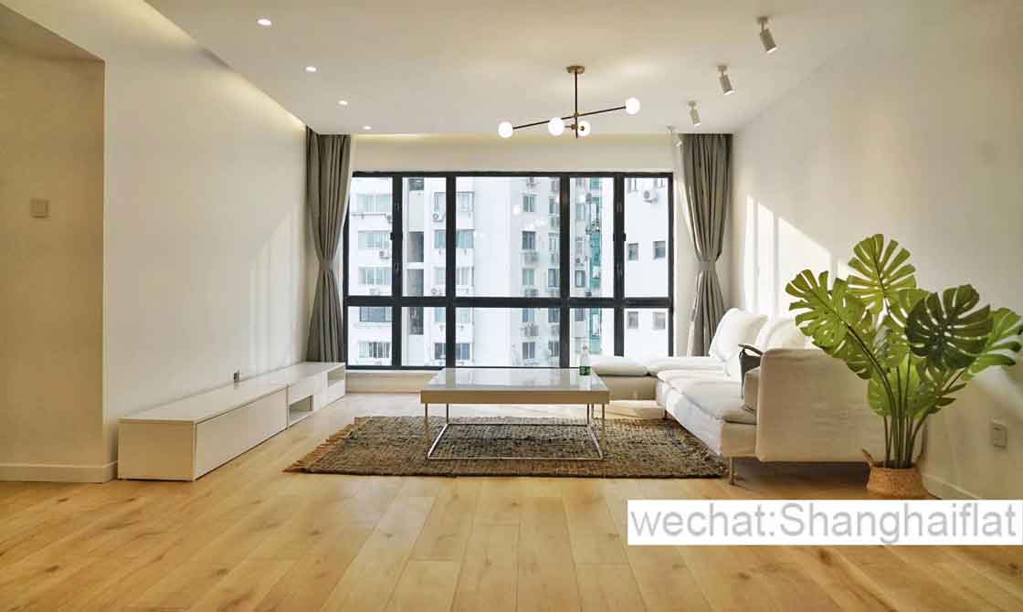 4br apartment with floor to ceiling window in Grand Plaza for rent/FFC