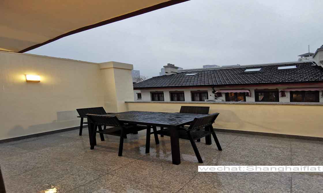 Duplex 2br lane house with terrace and balcony in Yuyuan rd for rent near Jingan Temple