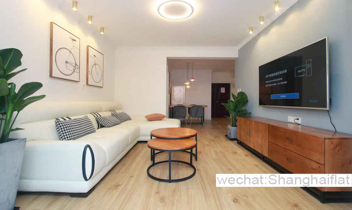 Modern 2br apt with closed balcony in Shanghai First Block/Jingan