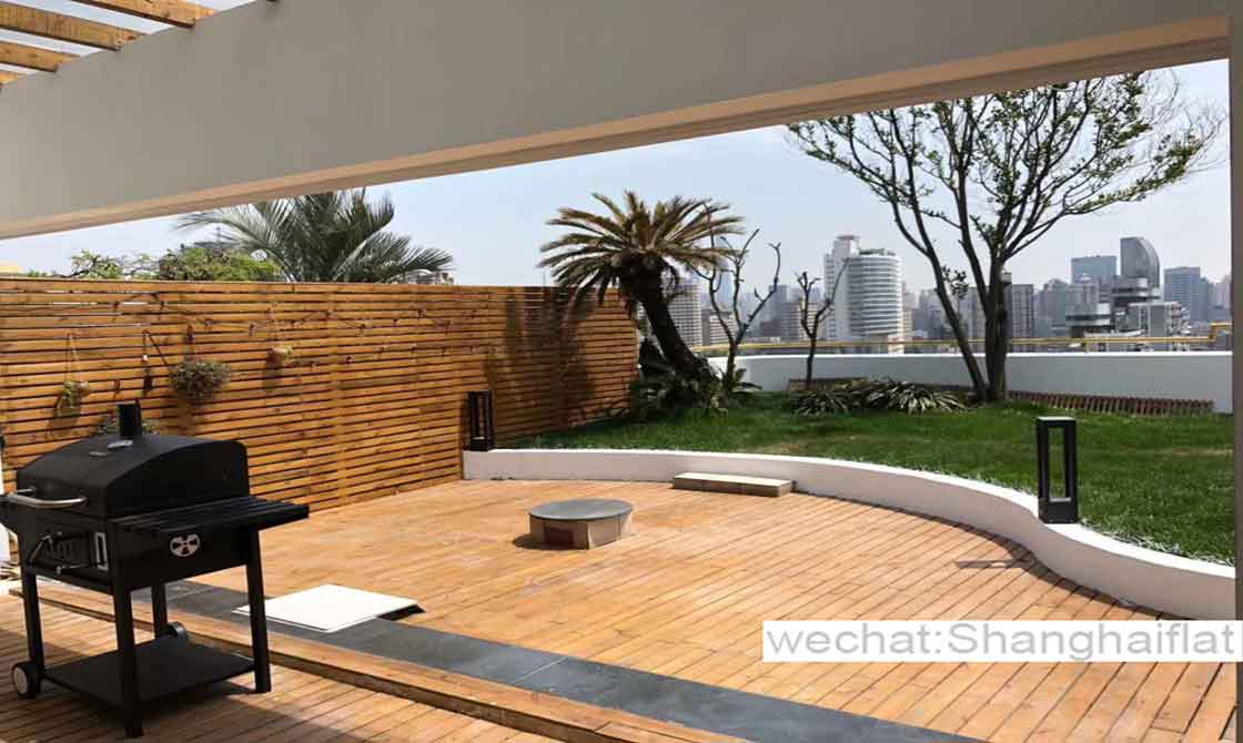 3br/3bath penthouse with  terrace in Jiashan Rd for rent /FFC