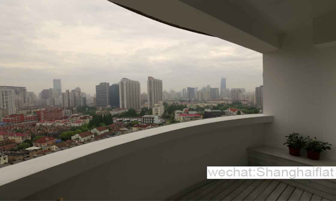 3br Shanghai apartment with balcony in Zhenning Lu/Jingan