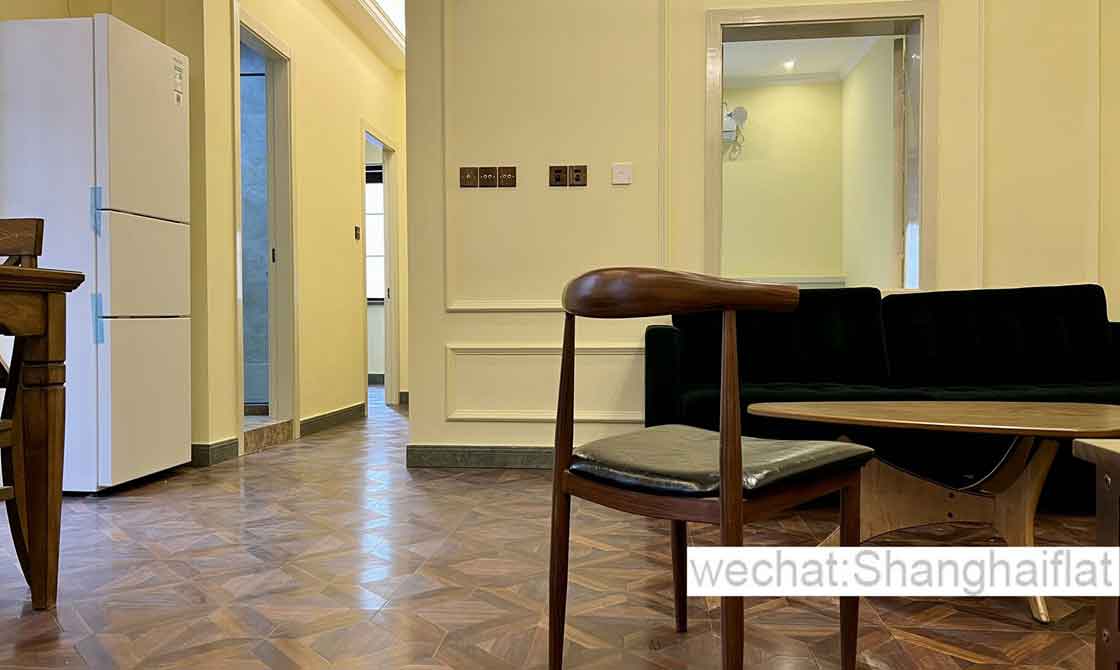 2br lane house with floor heating in Nanchang rd fo rent/FFC