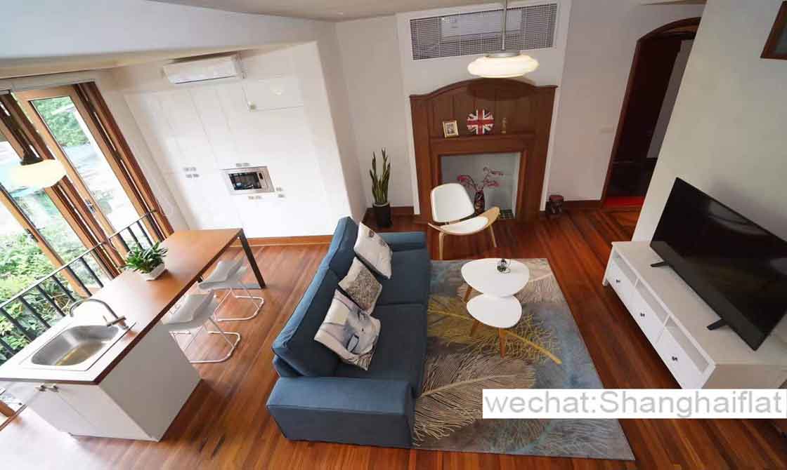 2br House near Jingan temple for rent/Wuding w rd