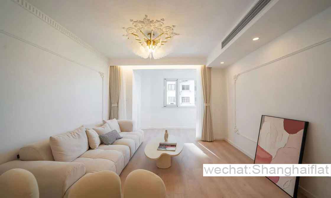 High floor 1br apartment with closet on Julu rd for rent/French Concession