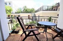Private terrace/1br Shanghai lane house for rent/Jingan Yanan m rd