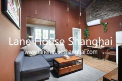 2br Lane House apartment with patio in Nanjing w rd/Jingan