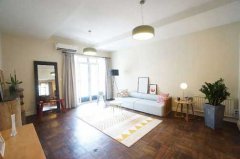 Large 2br vintage apartment in Wulumuqi rd/Former French Concession